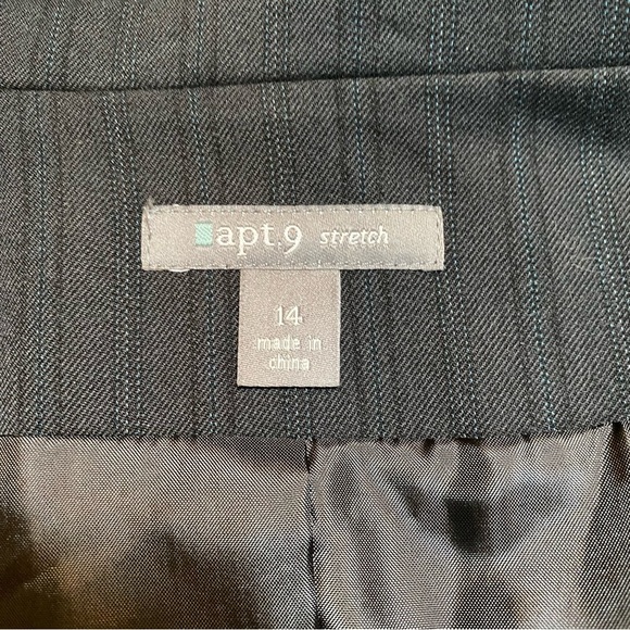 NWT Apt. 9 Women’s Black Pinstripe Blazer with Stretch Size 14 Lined Washable - Picture 14 of 16